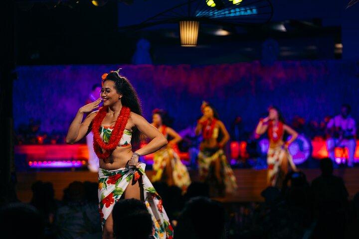 Paina Waikiki Luau at Waikiki Beach Marriott
