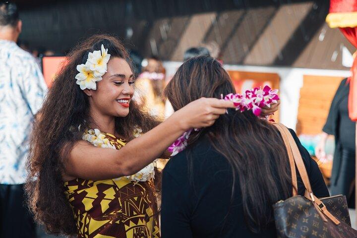 Paina Waikiki Luau at Waikiki Beach Marriott