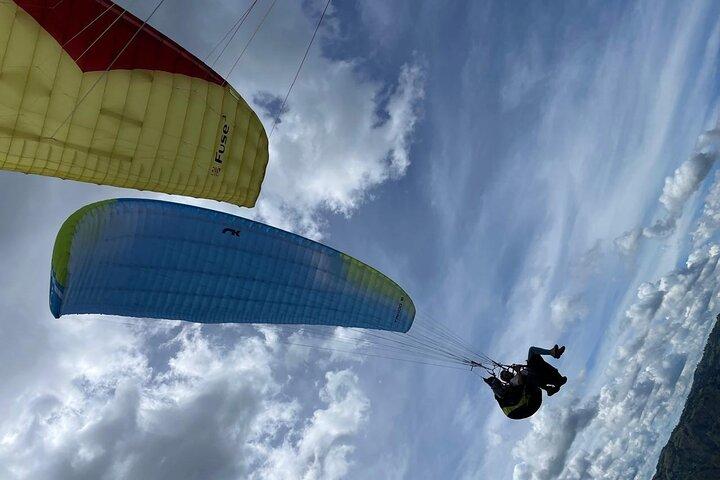 Paragliding over medellin with photos and videos