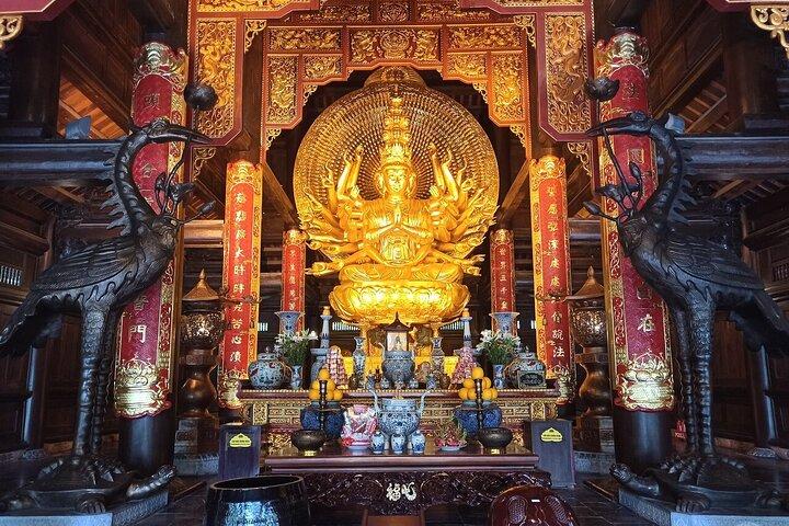 From Hanoi Explore Bai Dinh Pagoda, Trang An Grottoes & Mua Caves