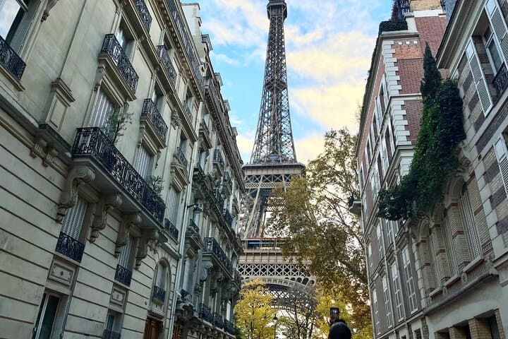 Eiffel Tower Entry with Audio Guide & Summit Upgrade