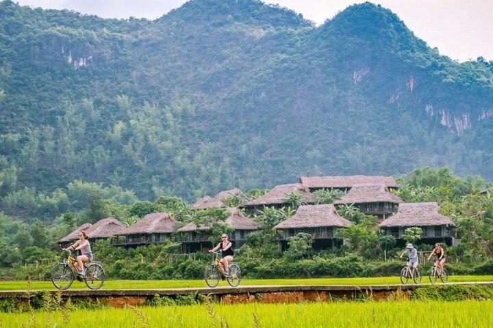 Mai Chau 1 Day: Cycle Through Peaceful Villages, Scenic Valleys