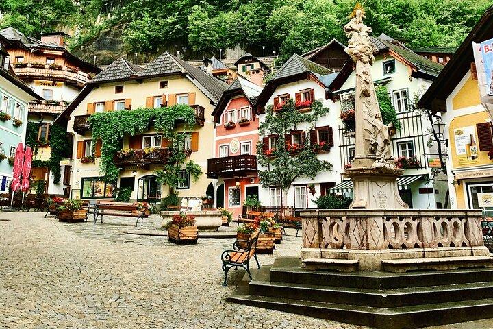 From Salzburg: Private Day Trip to Hallstatt with St. Gilgen
