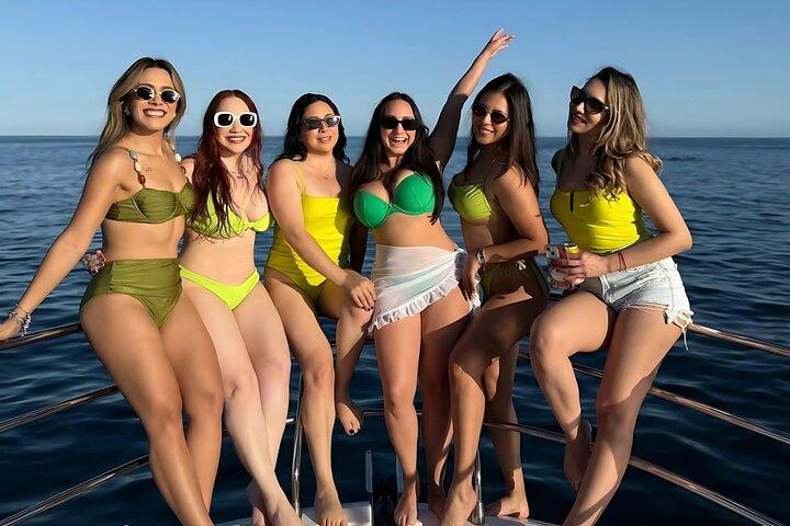 Cabo Luxury Yacht Charter with Private Crew and Snorkeling