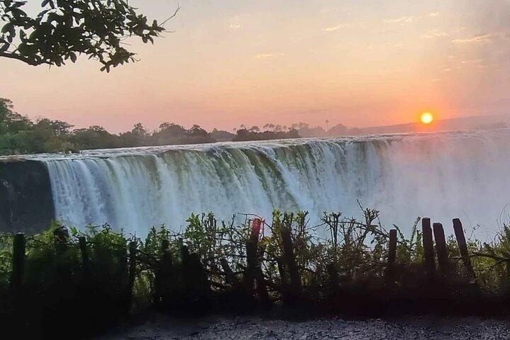 Guided Tour of Victoria Falls Zimbabwe and Zambia Experience