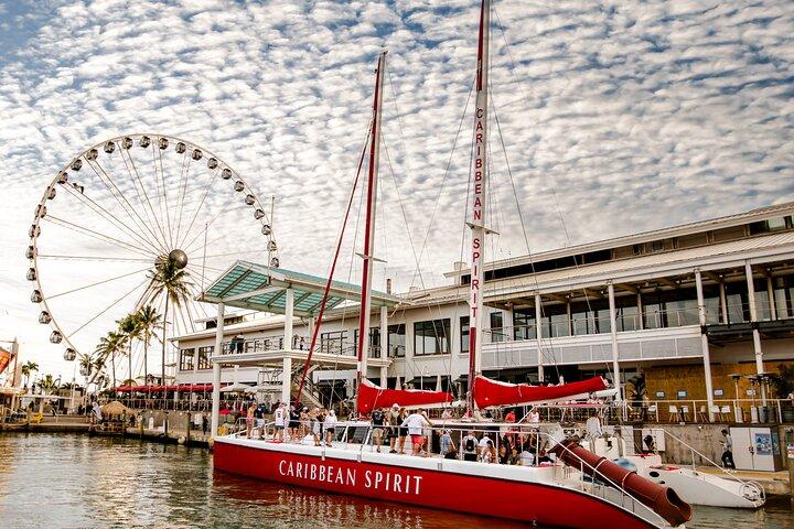 Sunset Sail in Miami: Complimentary Champagne Toast