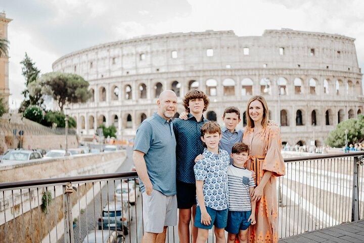 Private Photoshoot in Rome with a Local