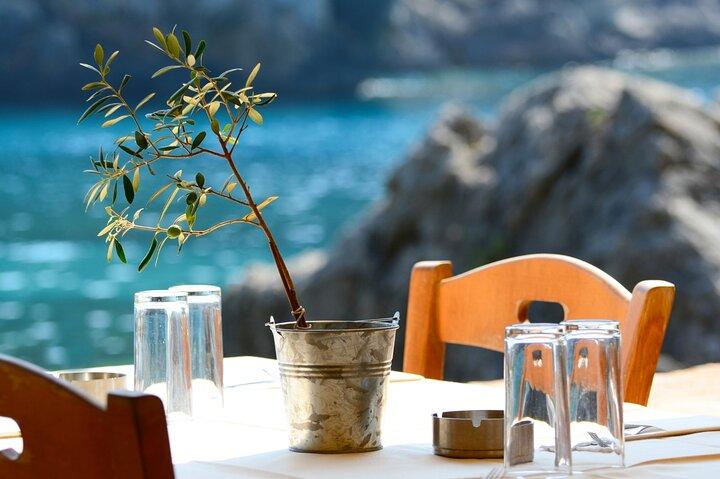 Mykonos Private Island Tour with Transfers and Greek Meal