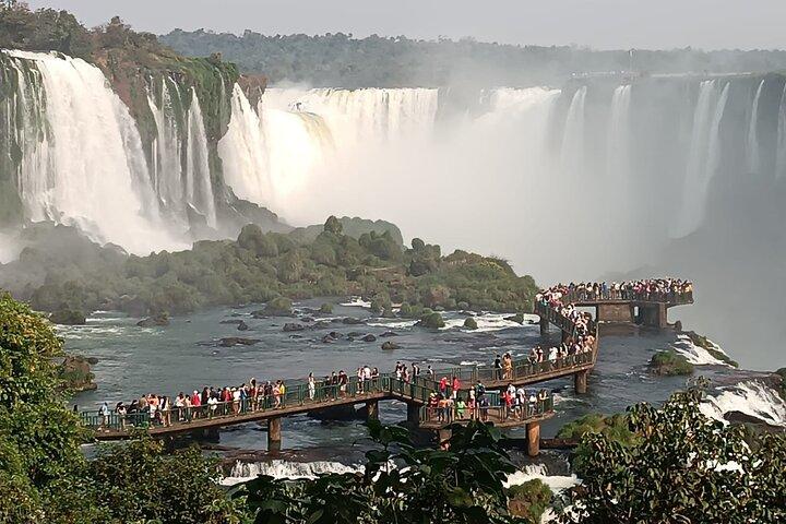 PRIVATE - Iguassu Falls Argentine side + boat option
