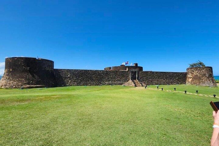 Guided Puerto Plata City Tour – Fortress, Rum & Umbrella Street