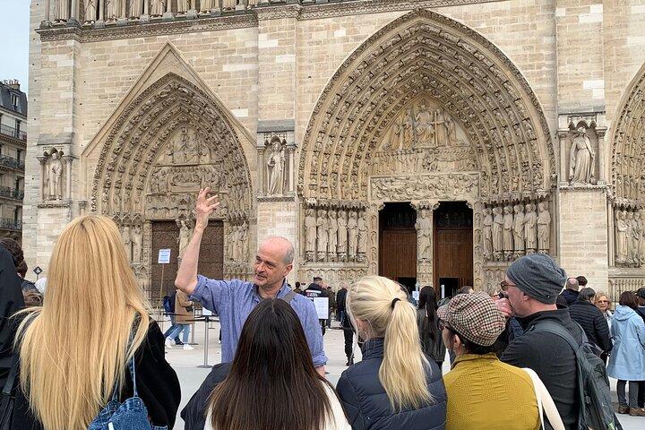 Notre-Dame Cathedral Exterior and Latin Quarter Guided Tour