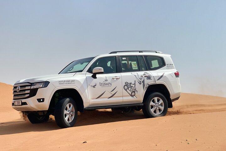 Premium Dubai Sunset Red Dune Desert Safari, Sandboard & Camel