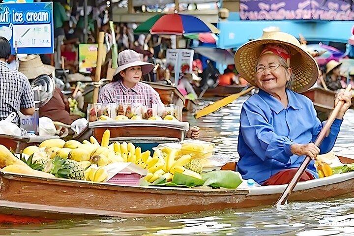 Bangkok Grand Palace, Floating Market & Maeklong Market Day Tour