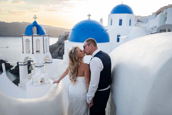 Santorini VIP Photoshoot (skip the line)