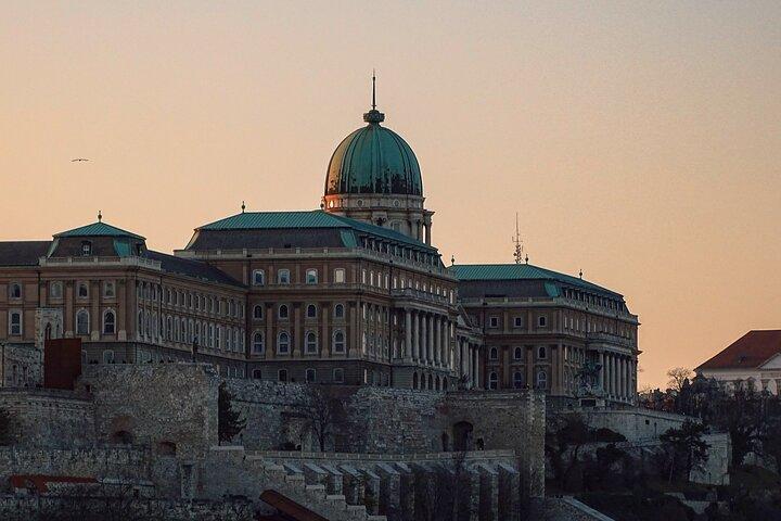 Free tour of Buda Castle, in Spanish