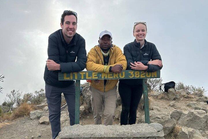 4 Day Budget Meru Trekking Momella Route