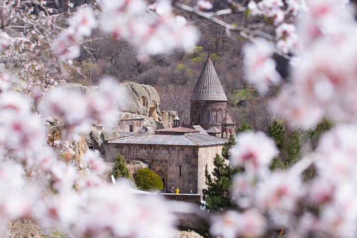 Private Tour: Garni Temple, Geghard Monastery& Symphony of Stones
