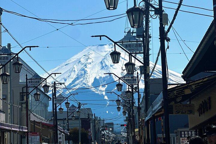 Mount Fuji (Mt. fuji) private tour by car with pickup from Tokyo