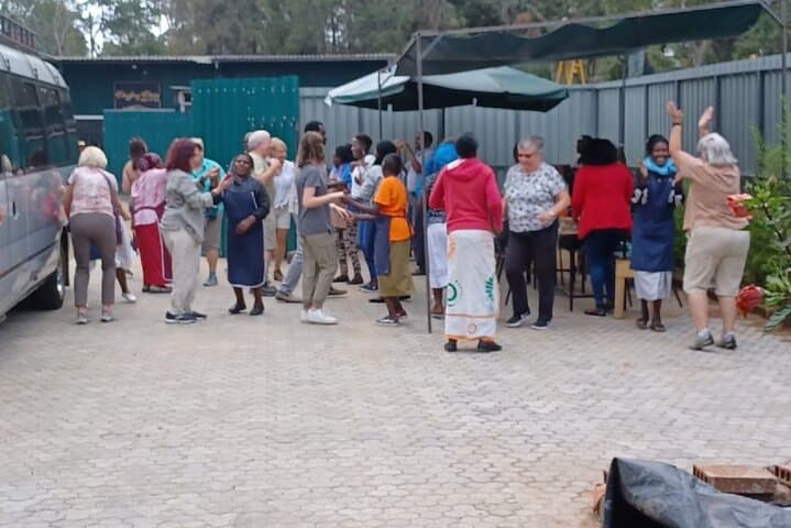 Giraffe Center and Traditional Dances of Kenya