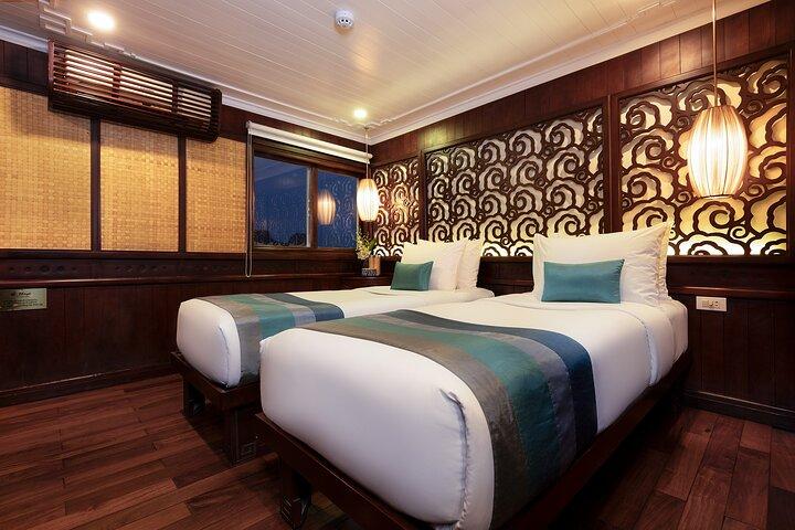 Boutique Cruise 2 Days 1 Night Halong Bay Tour from Hanoi