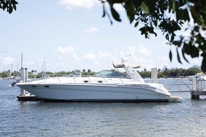 45 Ft Private Yacht Rental in Miami