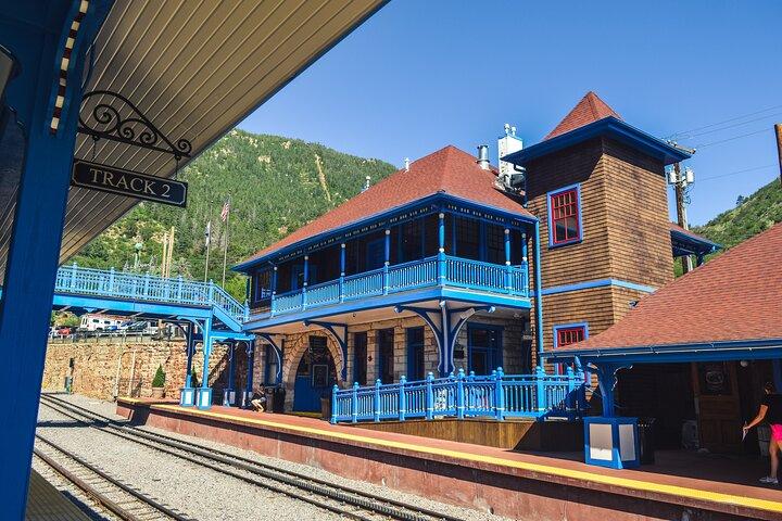 Private Pikes Peak COG Railway, Manitou & Garden of the Gods