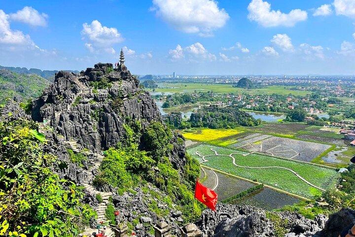Private Day Trip to Trang An, Bich Dong, Local Family & Mua Caves