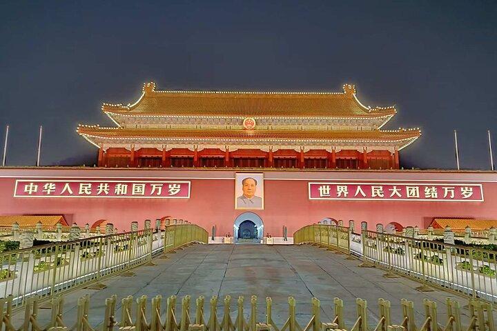 Private Night Tour: Discover Beijing in Bustling Lights