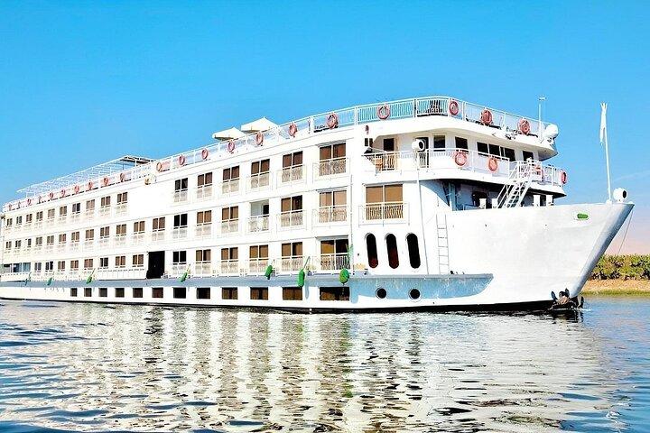 Nile Cruise Magic 4 Days Aswan to Luxor & Abu Simbel. Balloon