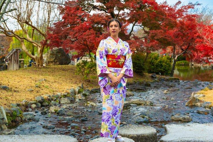 Kyoto Private Kimono Photoshoot for Couple and Solo