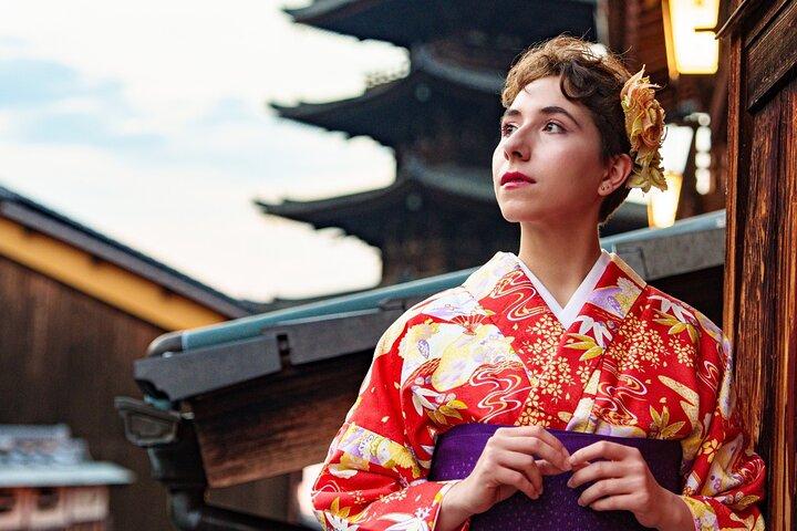 Kyoto Private Kimono Photoshoot for Couple and Solo