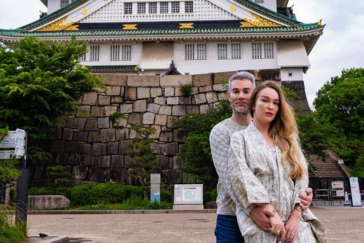 Iconic and Timeless Osaka Castle Private Photoshoot