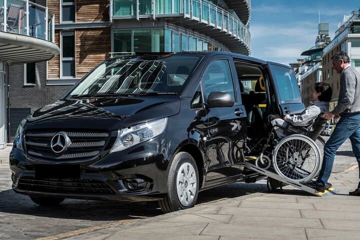 Exclusive Wheelchair accessibleTour of Sorrento and Amalfi Coast