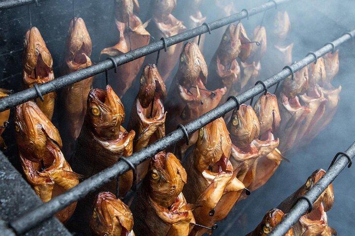 From Prague: Private Bohemian Wine Tour & Local Delicacies