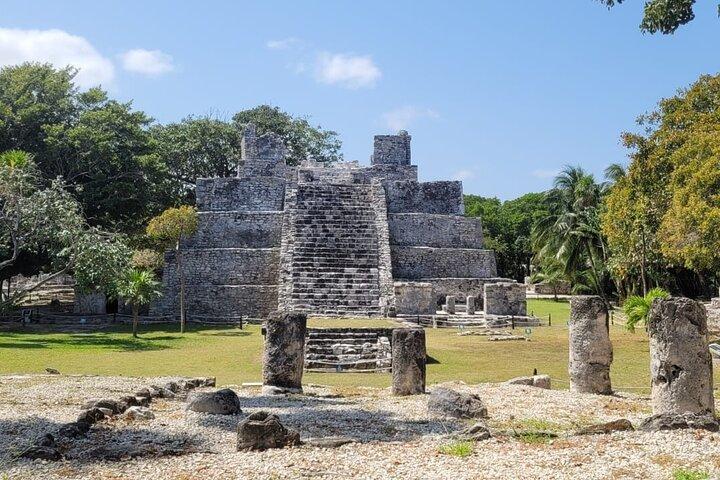 Cancun Guided Bus City Tour with visit to mayan ruins