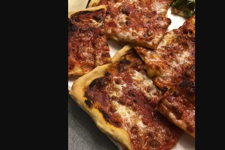 Traditional Pizza & Focaccia Cooking Class in Cortona
