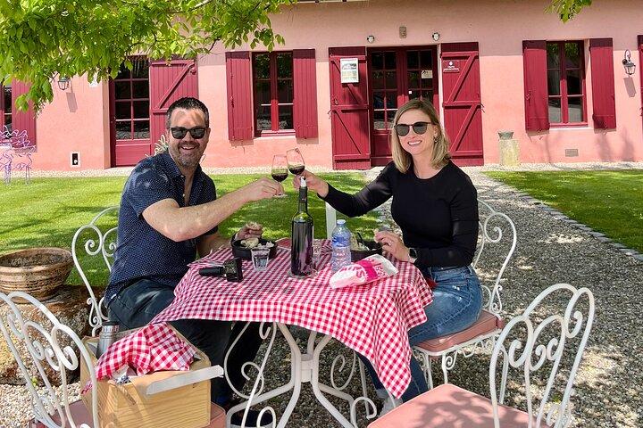 Margaux & the Medoc private wine tour in a classic Citroën car