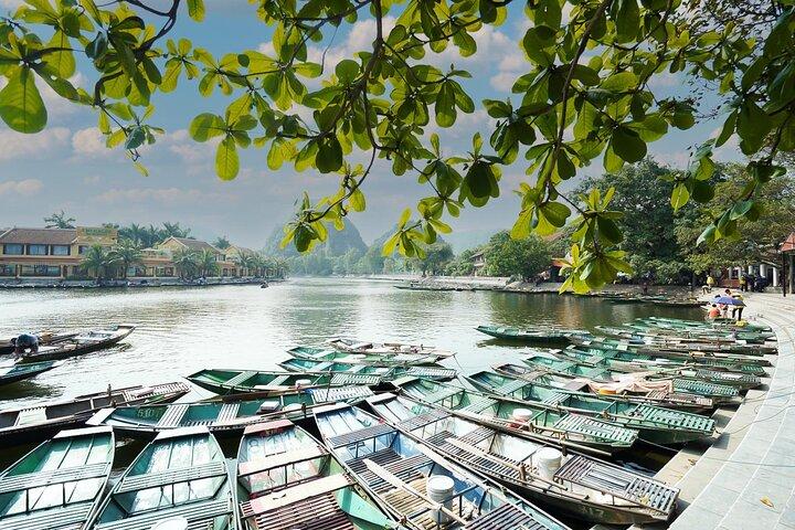 Luxury Tour Adventure Bich Dong Pagoda Hoa Lu Tam Coc Mua Cave