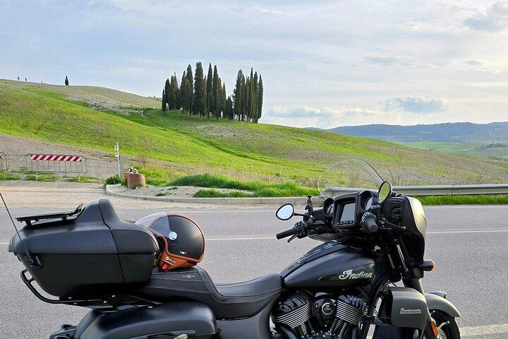 Motorcycle tour through the secret emotions of Tuscany