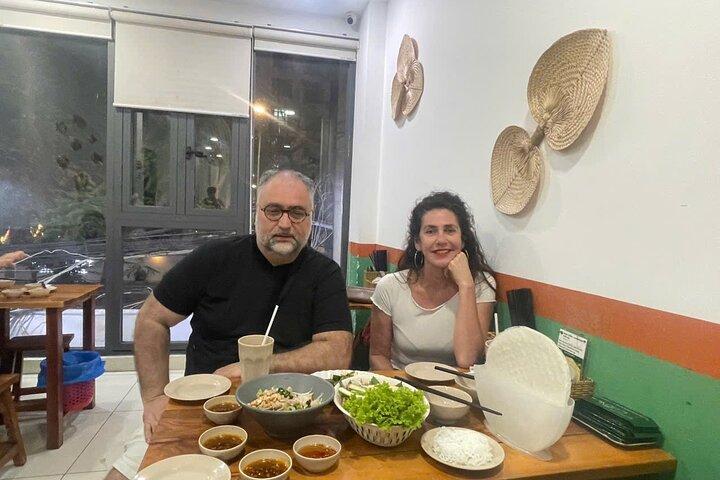 Ho Chi Minh City Street Food Private Tour With Local Students
