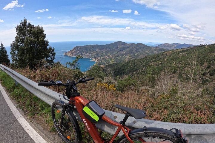 Exclusive E-Bike Tour to Cinque Terre from Monterosso