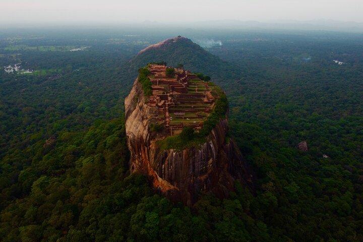 Sigiriya Dambulla and Minneriya Jeep Safari Tour From Pasikudah