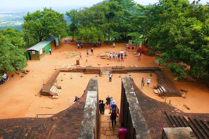 Sigiriya Dambulla and Minneriya Jeep Safari Tour From Pasikudah