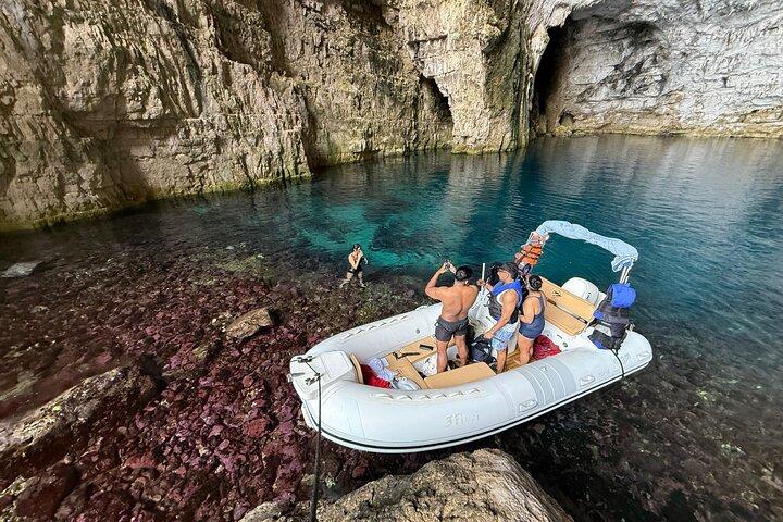 Vlore: Speed Boat Trip to Haxhi Ali Cave and Karaburun Peninsula