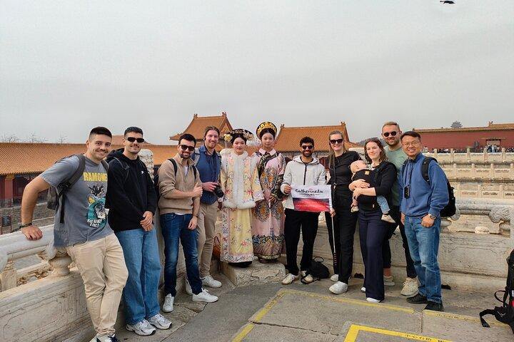 T-Square & Forbidden City Group Tours with Optional Sights
