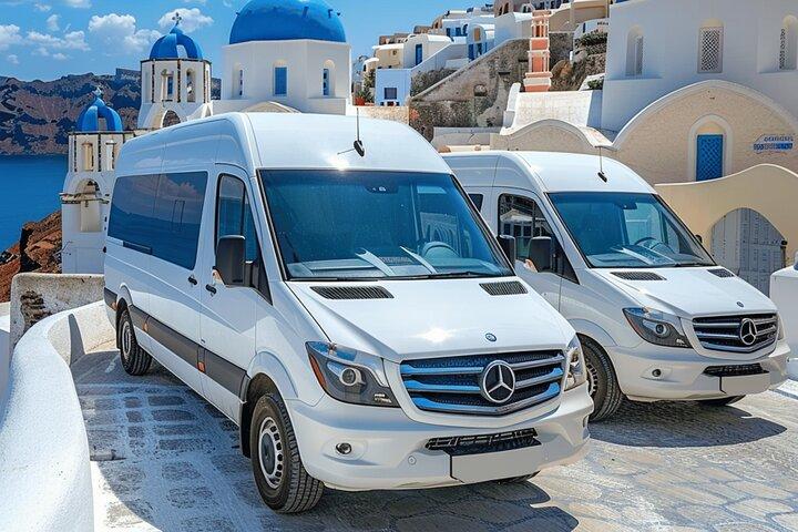 Santorini: Shuttle - Bus Port to Hotels or Airport