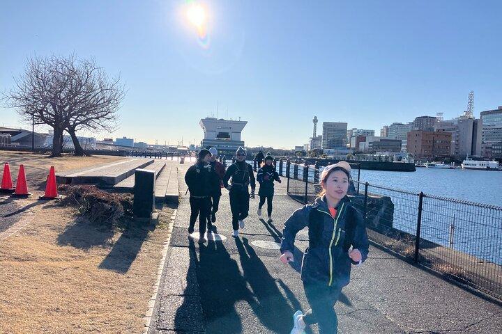 Morning running tour of Yokohama - Morning running and breakfast - with local guide Minato Mirai and Chinatown