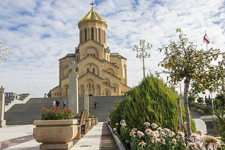 8 Day Georgia Tbilisi Guided Tour with Accommodation