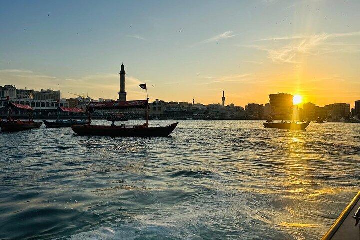 Old Dubai Walking Tour: Visit of Historical Village & Souks