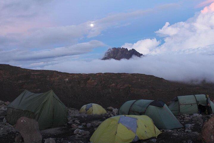 6 days Private Machame Route Tour